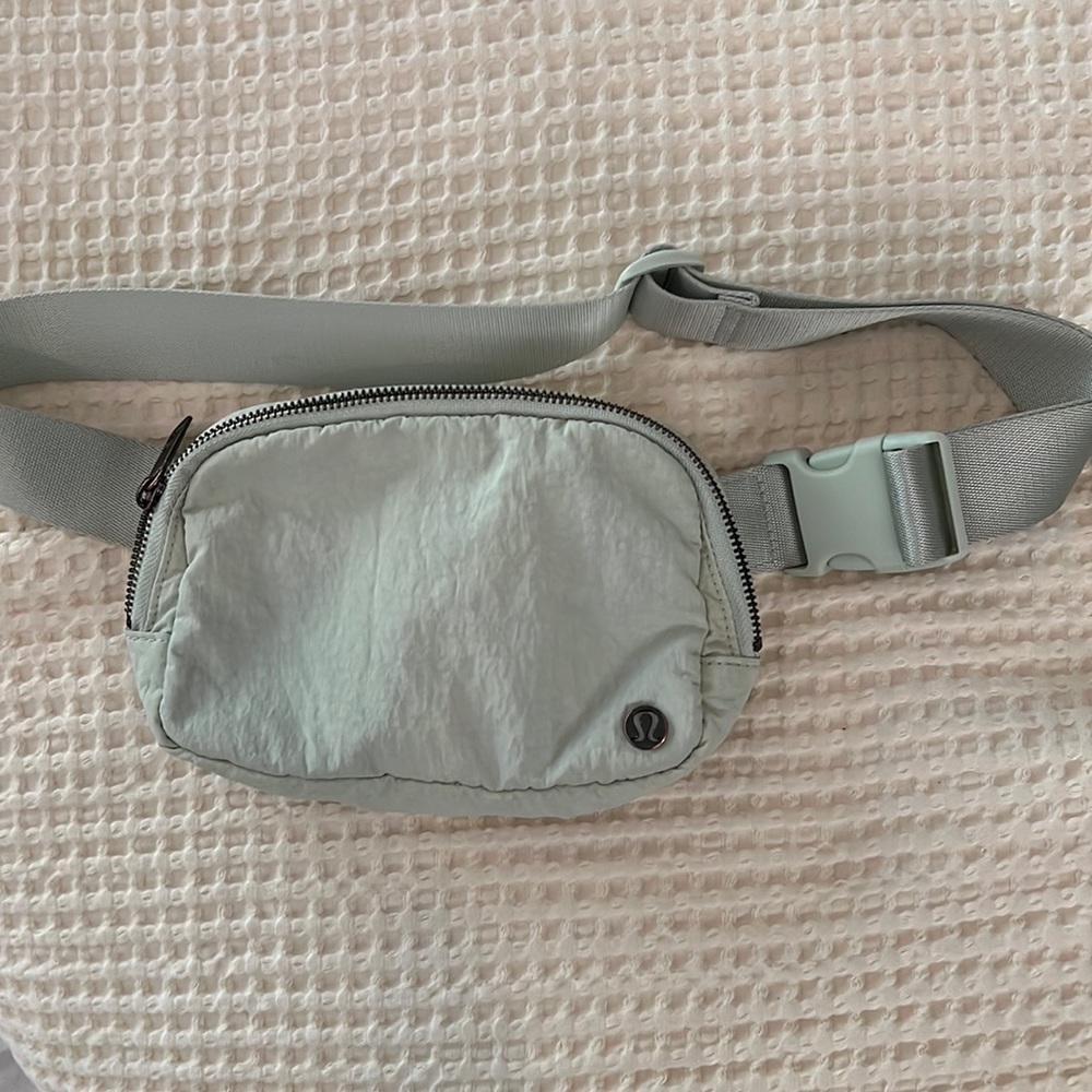 Lululemon Cross Body Belt Bag